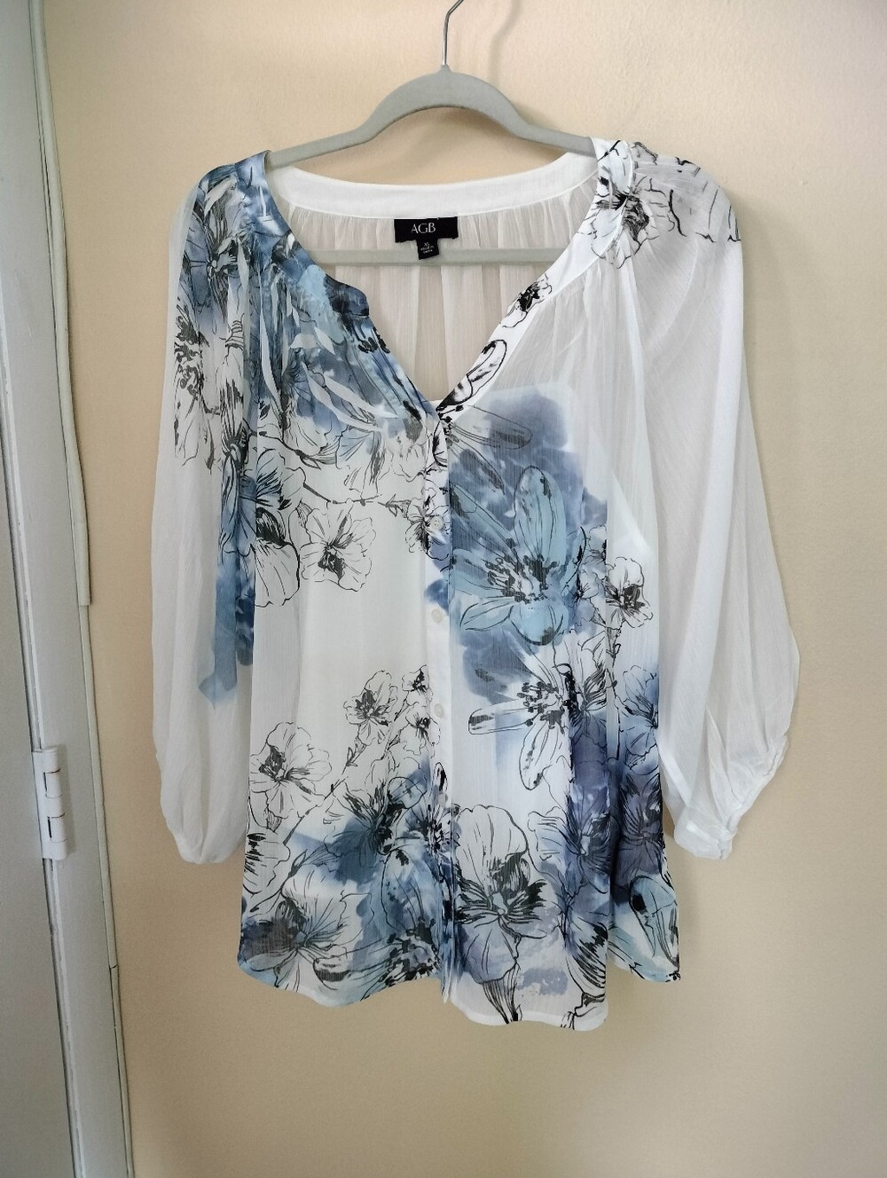 AGB Light Airy White Blue Floral Sheer Button Blouse Attached Tank XL Vacation